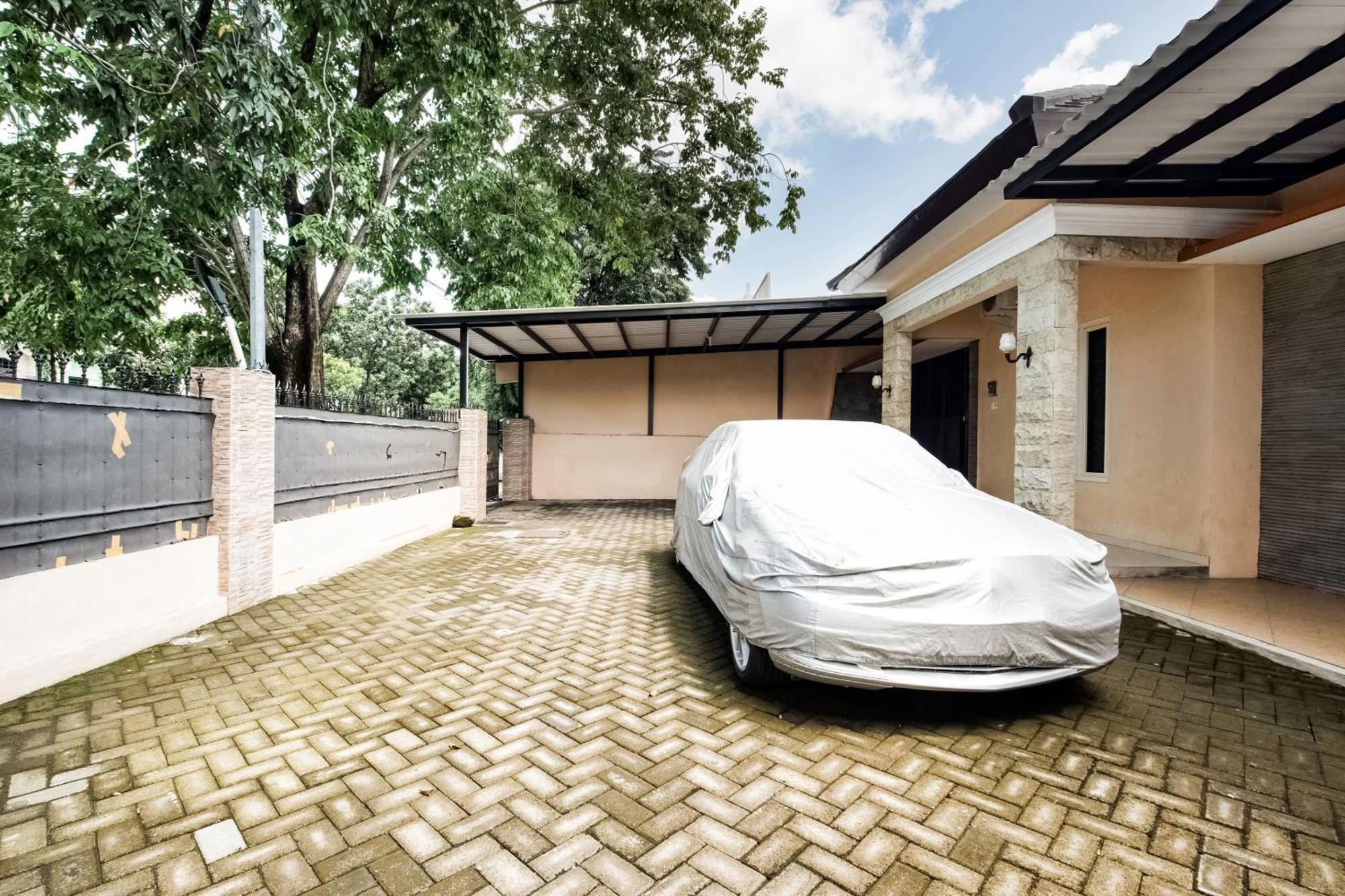 Oyo Life 3398 Griya Rm 19 Syariah Surabaya Exterior foto